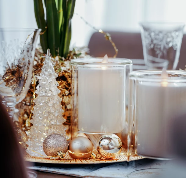 PROSTŘENO NA SVÁTKY