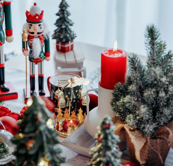 PROSTŘENO NA SVÁTKY