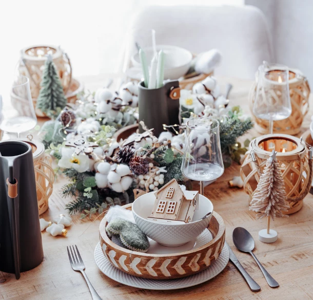 PROSTŘENO NA SVÁTKY