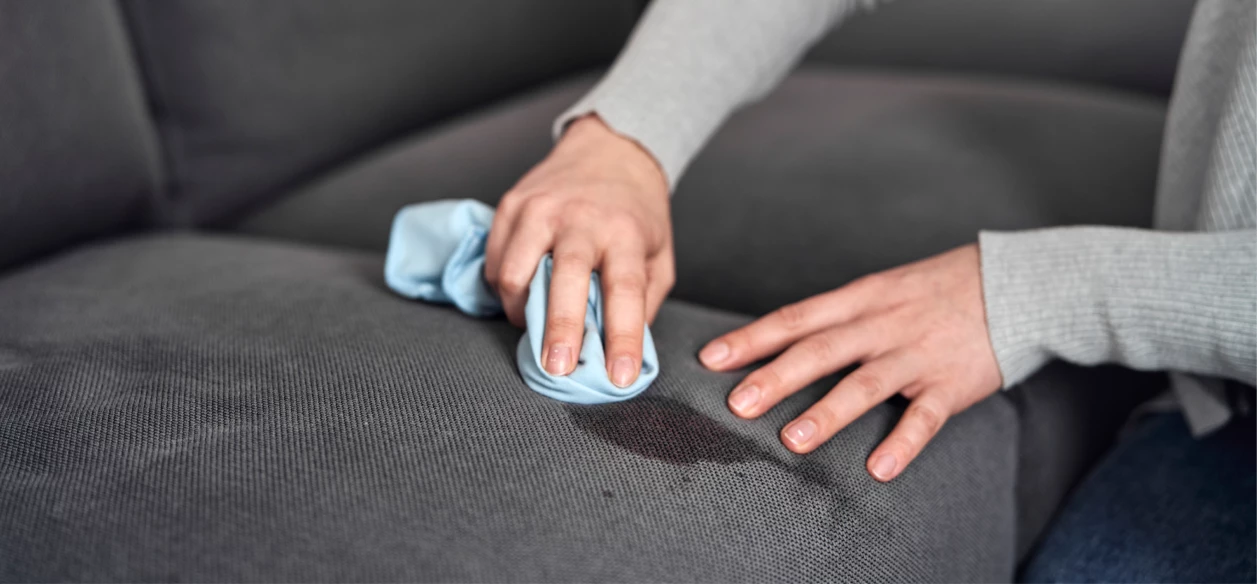 Jak správně čistit a udržovat sedící soupravy?