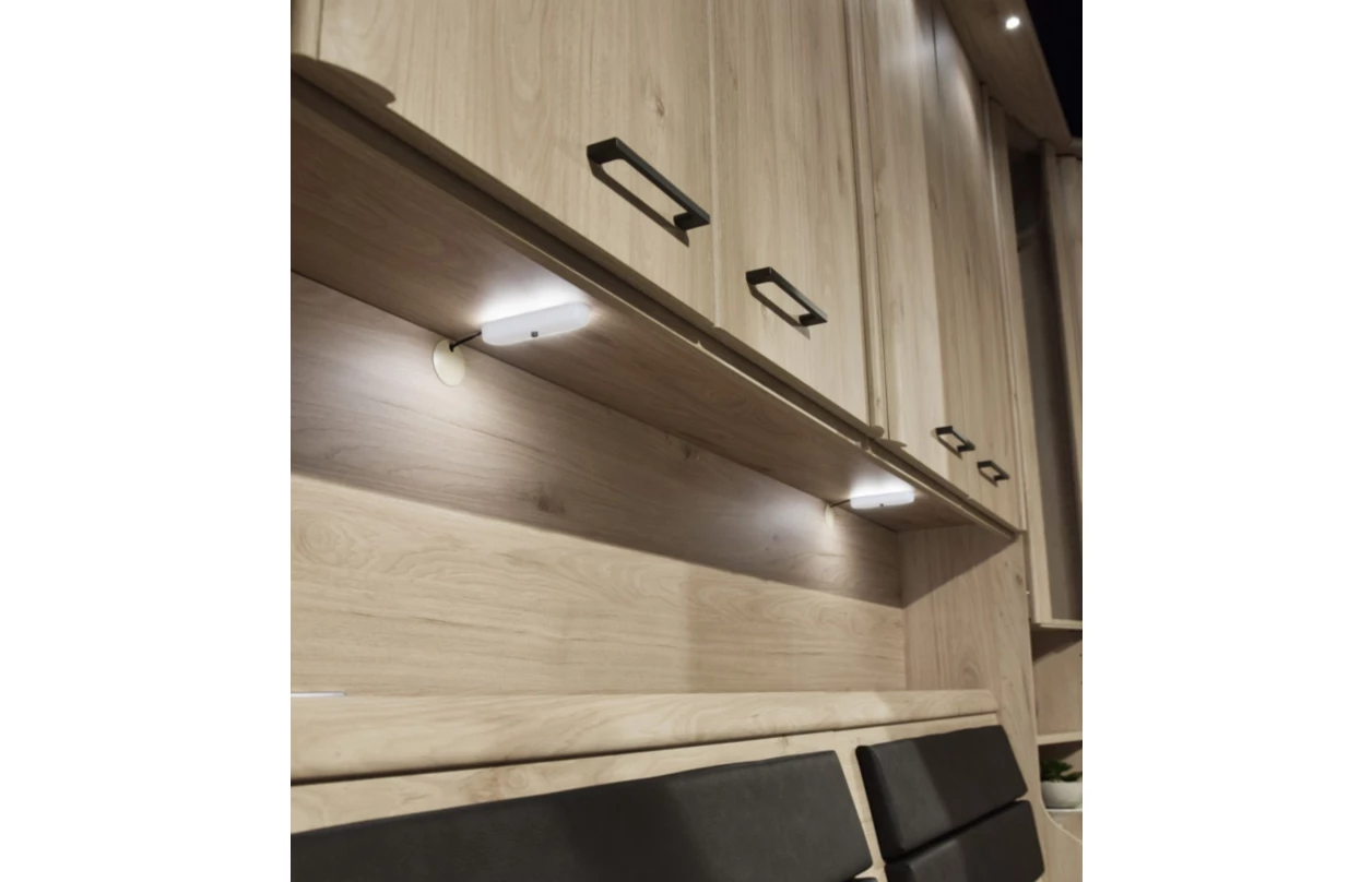 Set 4 ks bodové osvětlení pro horní lištu skříňového přemostění Luxor