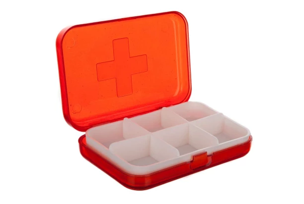 Organizér na léky červený