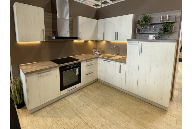 Sestava kuchyně Znojmo - Roca  - vystavený kus, pino/dub