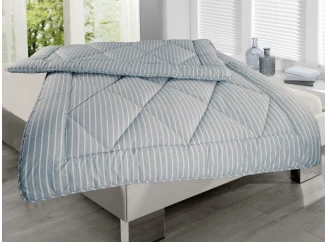 Přikrývka Comfy Sleep 140x200 cm, pruhovaná
