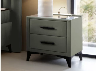 Noční stolek se 2 zásuvkami Joy, olivově zelená látka