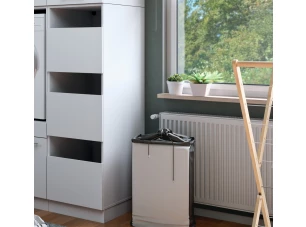 Regál s dvířky Mr. Sauber, 50 cm, bílá