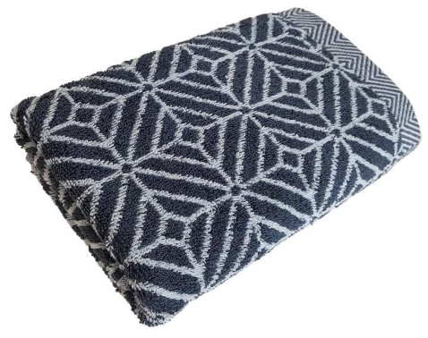 Levně Osuška Design Raute 67x140 cm, antracitová, grafický vzor