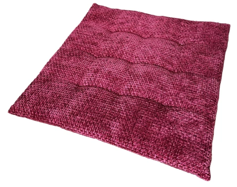 Levně Podsedák na židle Chenille Cross 40x40 cm, červený