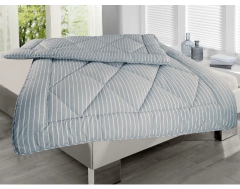 Přikrývka Comfy Sleep 140x200 cm, pruhovaná