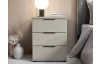 Noční stolek se 3 zásuvkami Smilla, výška 61 cm, béžový kašmír